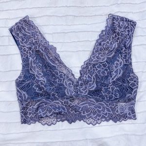 Lulu’s Women’s Lace Bralette, Blue, Size Medium